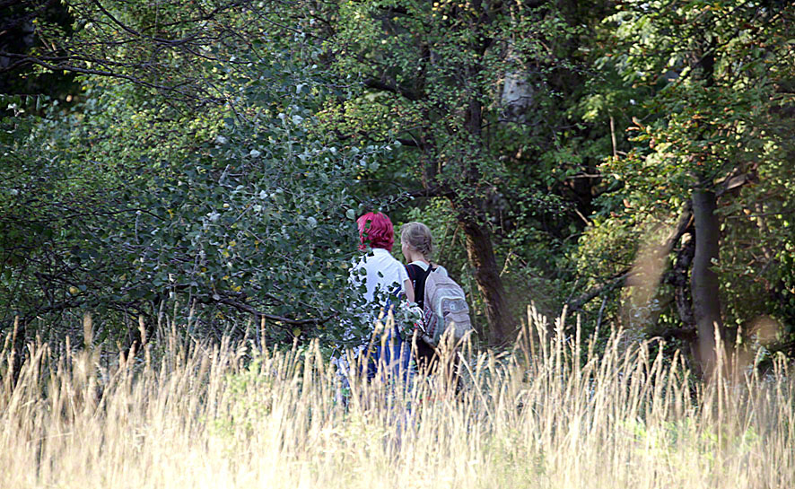 Mädchen in der Lobau - Spätsommer-Impressionen